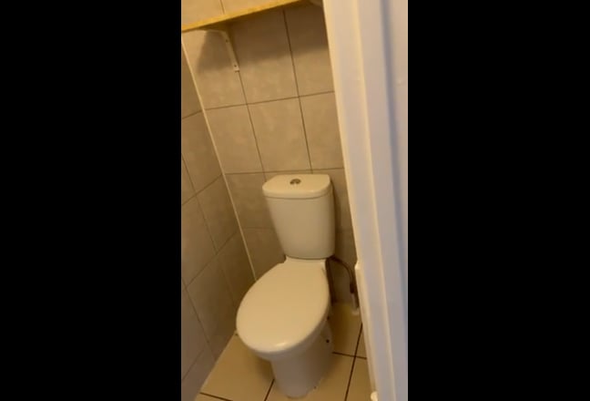 011M-Bounds Green- One Bedroom Flat with Patio Main Photo