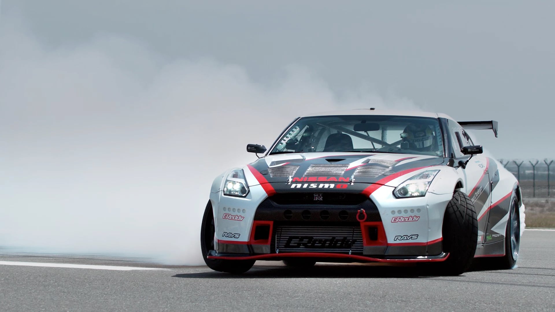 Nissan GTR Nismo "Breaking Records"