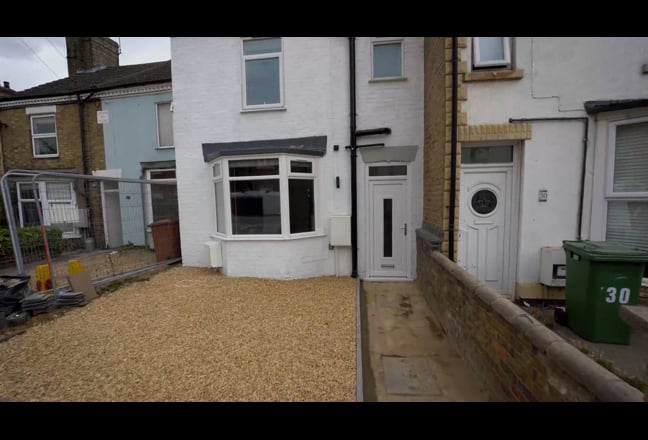 Luxury Studio & En-Suite Rooms – Daybrook NG5 Main Photo