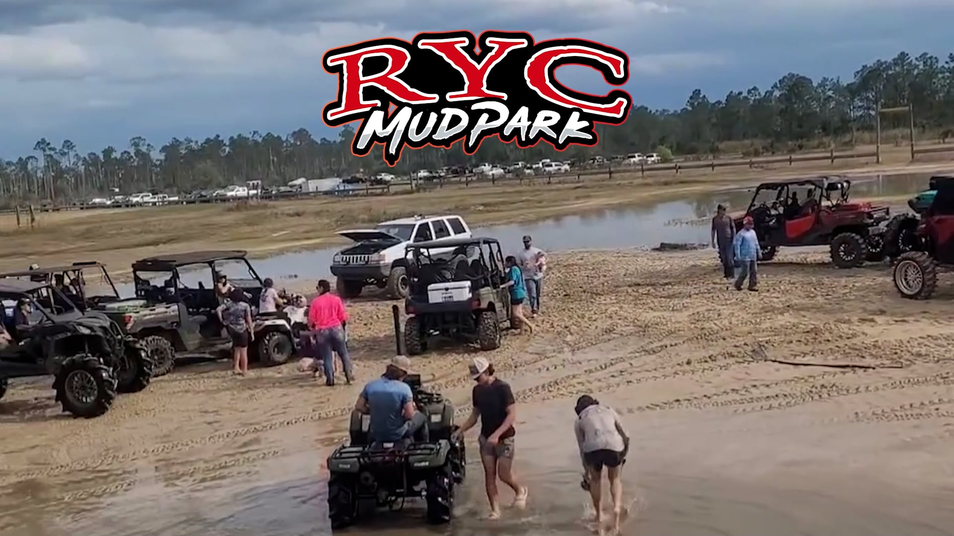 redneckmudpark.com