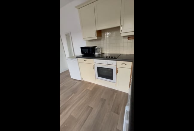 Studio in West Kensington  Main Photo