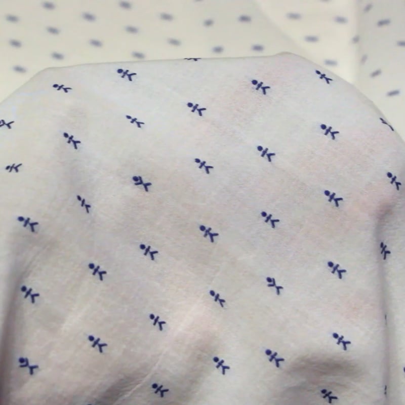 Vidéo: Toile de coton brdoée - Bonhomme bleu