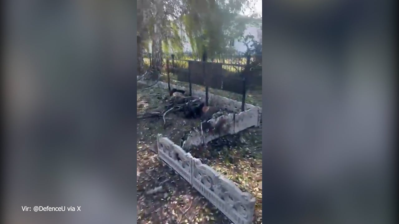 Raketa padla na upokojence, ki so čakali v vrsti za pokojnino