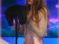 Most+Tingly+Singing+Ever