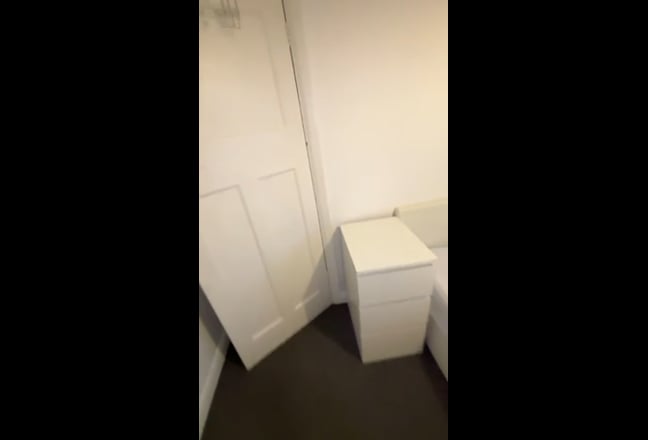 Double Room Available Now (Morden) Main Photo
