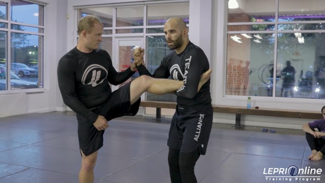Snatch Single Leg Variation Takedown