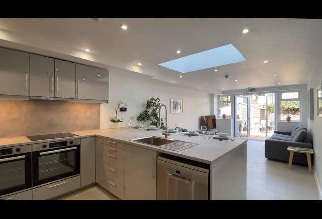 Video 1: Kitchen