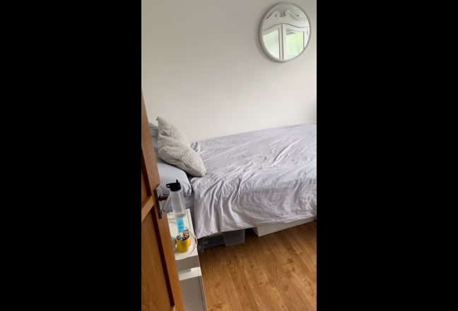 Double Room in Two Bedroom Flat in Chesterton Main Photo