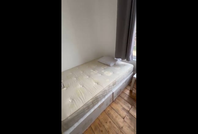Bright Single Room in Zone 2/3- 30 mins to central Main Photo