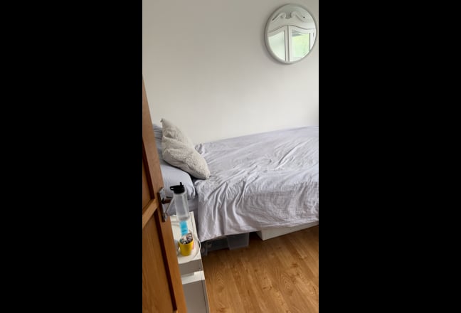 Double Room in Two Bedroom Flat in Chesterton Main Photo