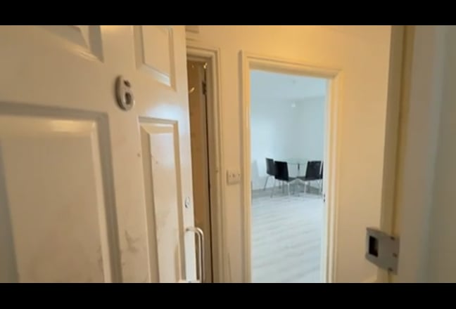 One-bedroom flat to let in  Camden road  Main Photo