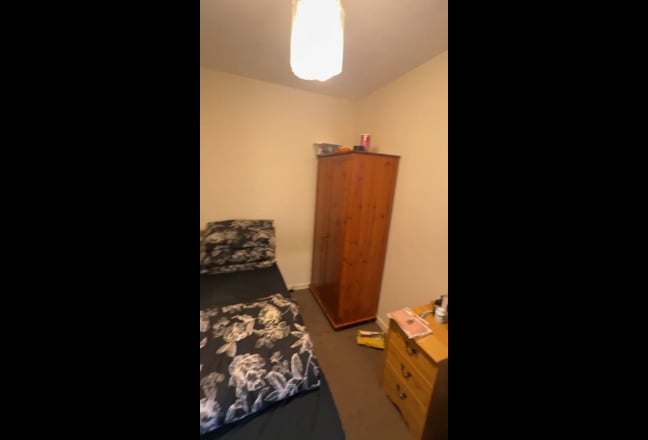 Single Room for Rent AB242XR, All Bills inclusive Main Photo
