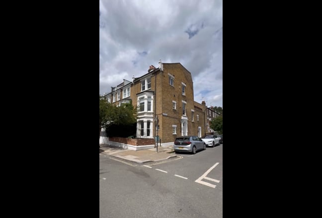 1 Bed Apartment at Lena Garden Hammersmith  Main Photo