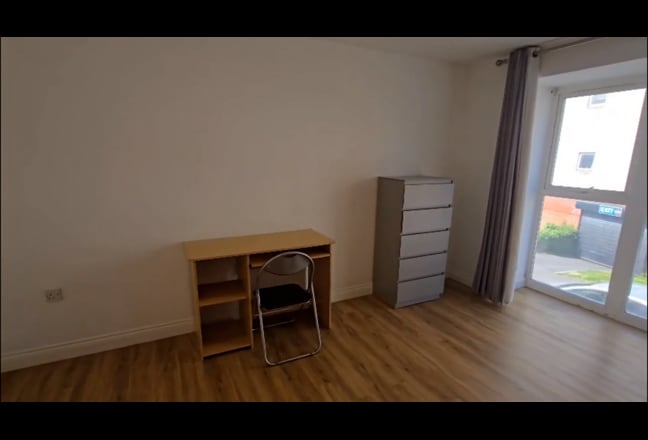 City Centre Ensuite 9min walk West Quay Bills Incl Main Photo
