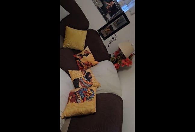 A single bedroom available Main Photo