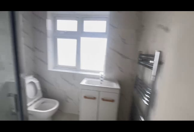 Double en-suite ,All Bills Included Main Photo