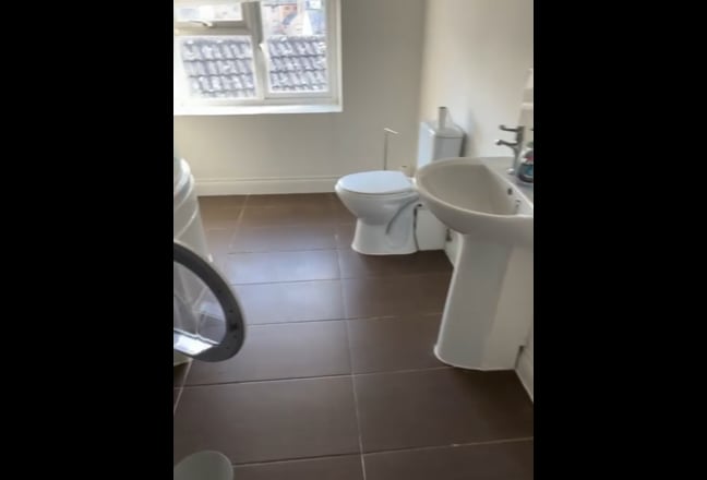 Double Room in Nice Apartment Fisherton street Main Photo