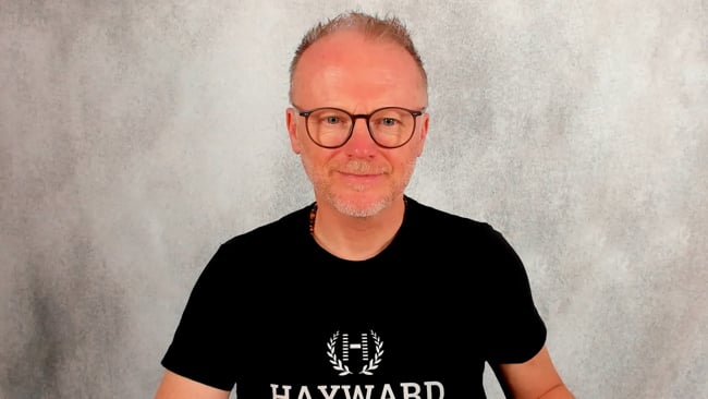 Fehler #2 | Du nutzt nur WhatsApp & Co. so wie alle anderen das tun.