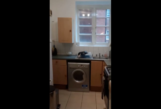 Lovely 2 dbl bed Bloomsbury flat Main Photo