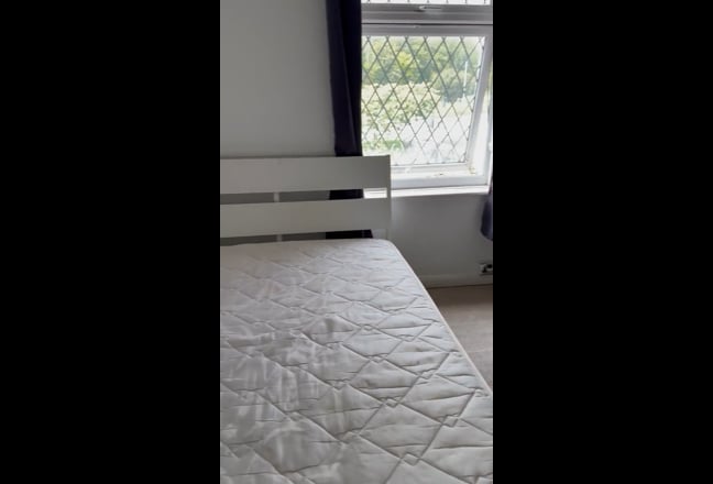 Double Room Available  Main Photo