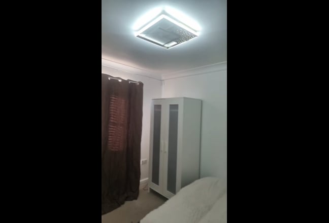 Stunning Room Bills included| Ready to move in Main Photo