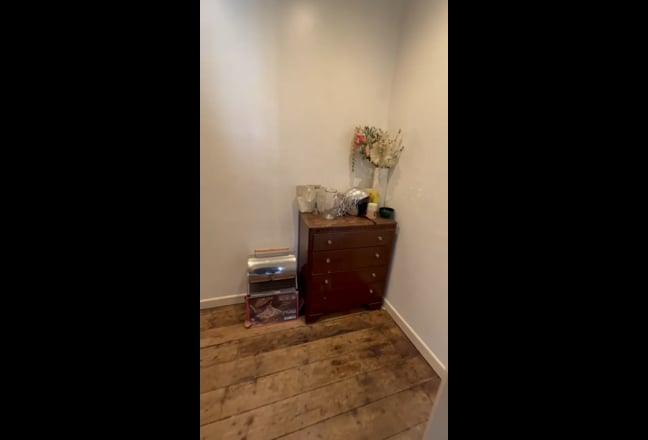 Rooms available in homely, fun Clifton flat! Main Photo
