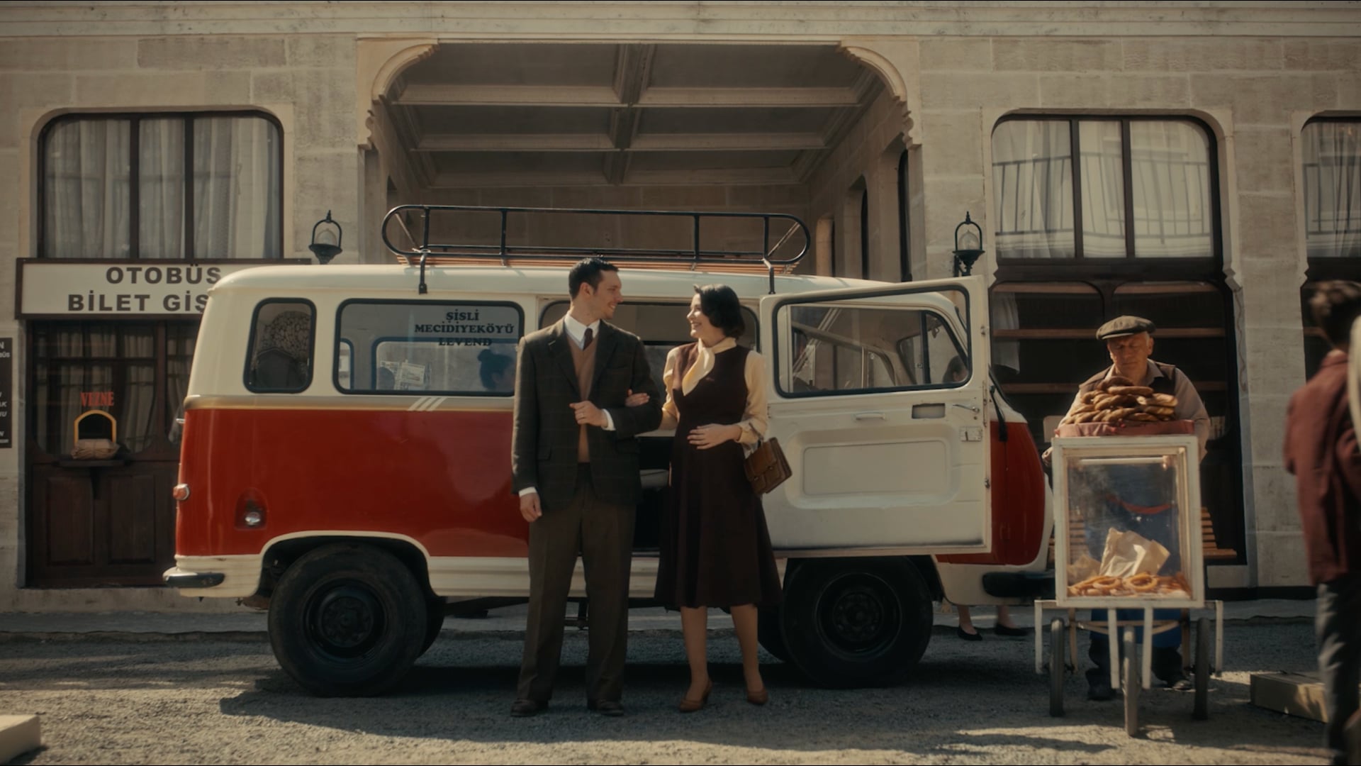 Emlak Katılım TVC "Burada Oturalım Mı?"