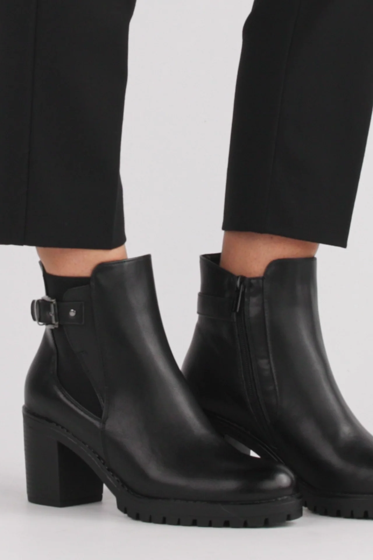 CHRISTINA
ビオフィート マイルドフェイシャルクレンザー　250ml Botki Clara Barson CEO-MAGNA HL221125 Czarny - CCC.eu