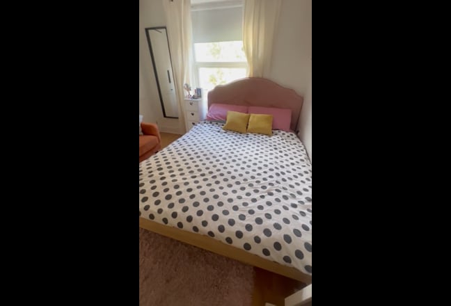 Video 1: Large double room