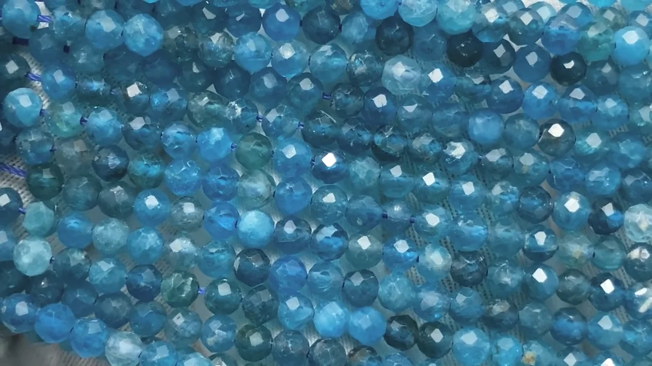 動画】【素晴らしい輝き】ネオンブルーアパタイトAA++ ラウンドカット