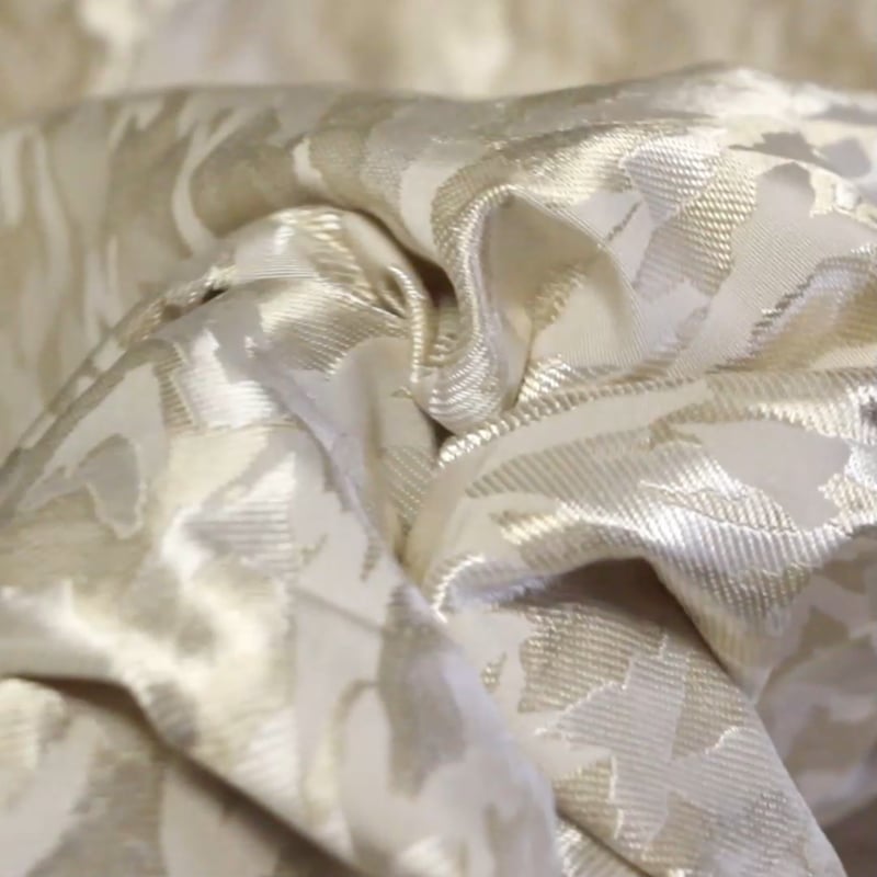 Vidéo: Jacquard - Camouflage beige et doré