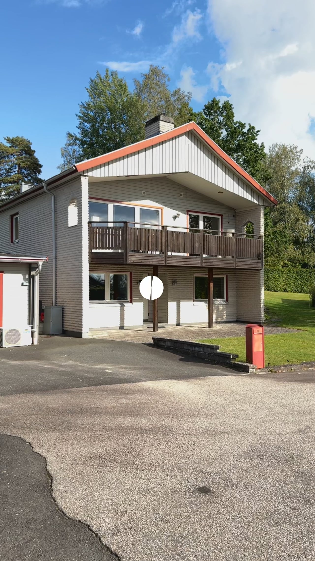 7 rum Villa på Karl Johansgatan 18 Amerika Värnamo kommun - video