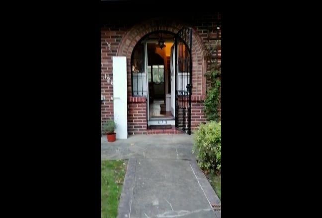 Spacious Double Room with Garden View – All Bills  Main Photo