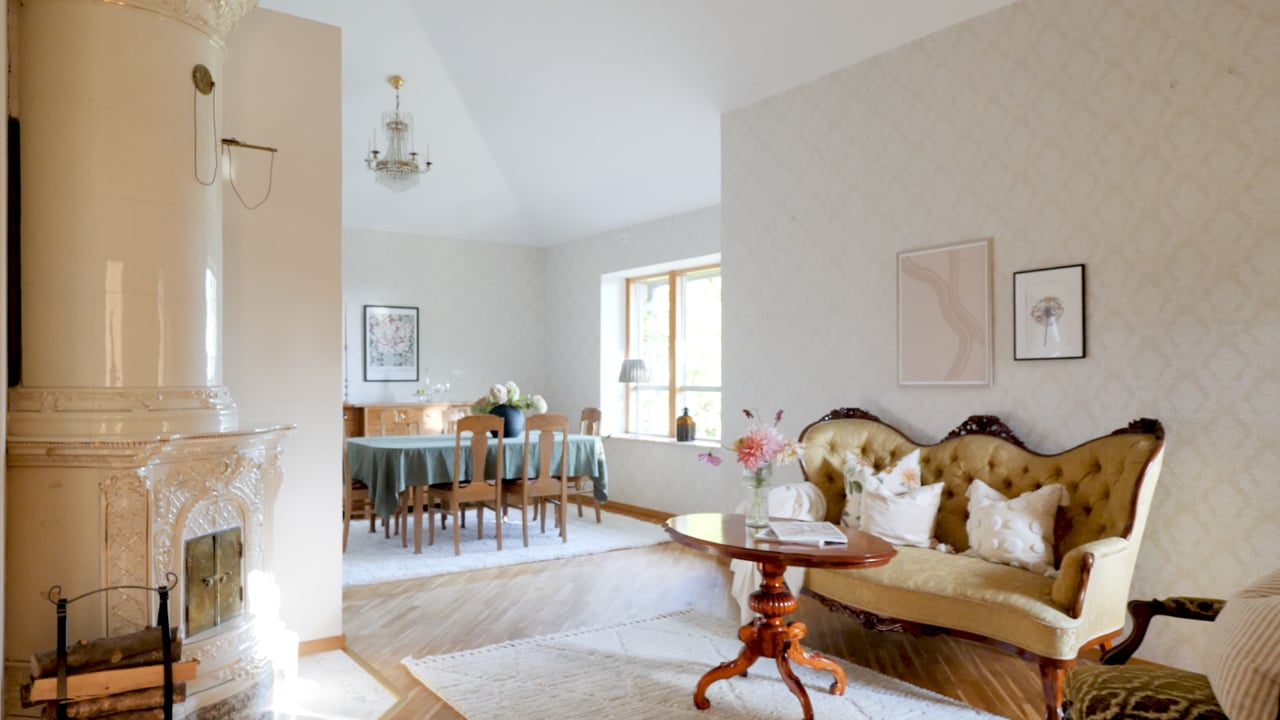279 m² Villa på Myrtengatan 7 Brämhult Borås kommun - video