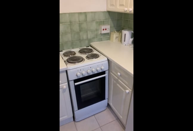 1 bed flat  Main Photo