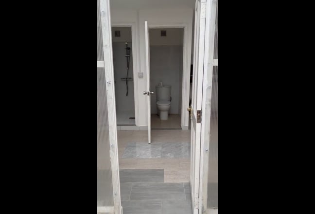 Catford newly built out house! Main Photo