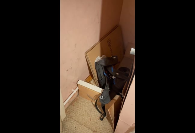 3 required in 5 bed smart house Roehampton  Main Photo