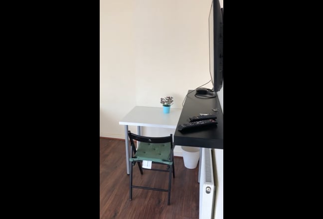 Double room to rent  Main Photo