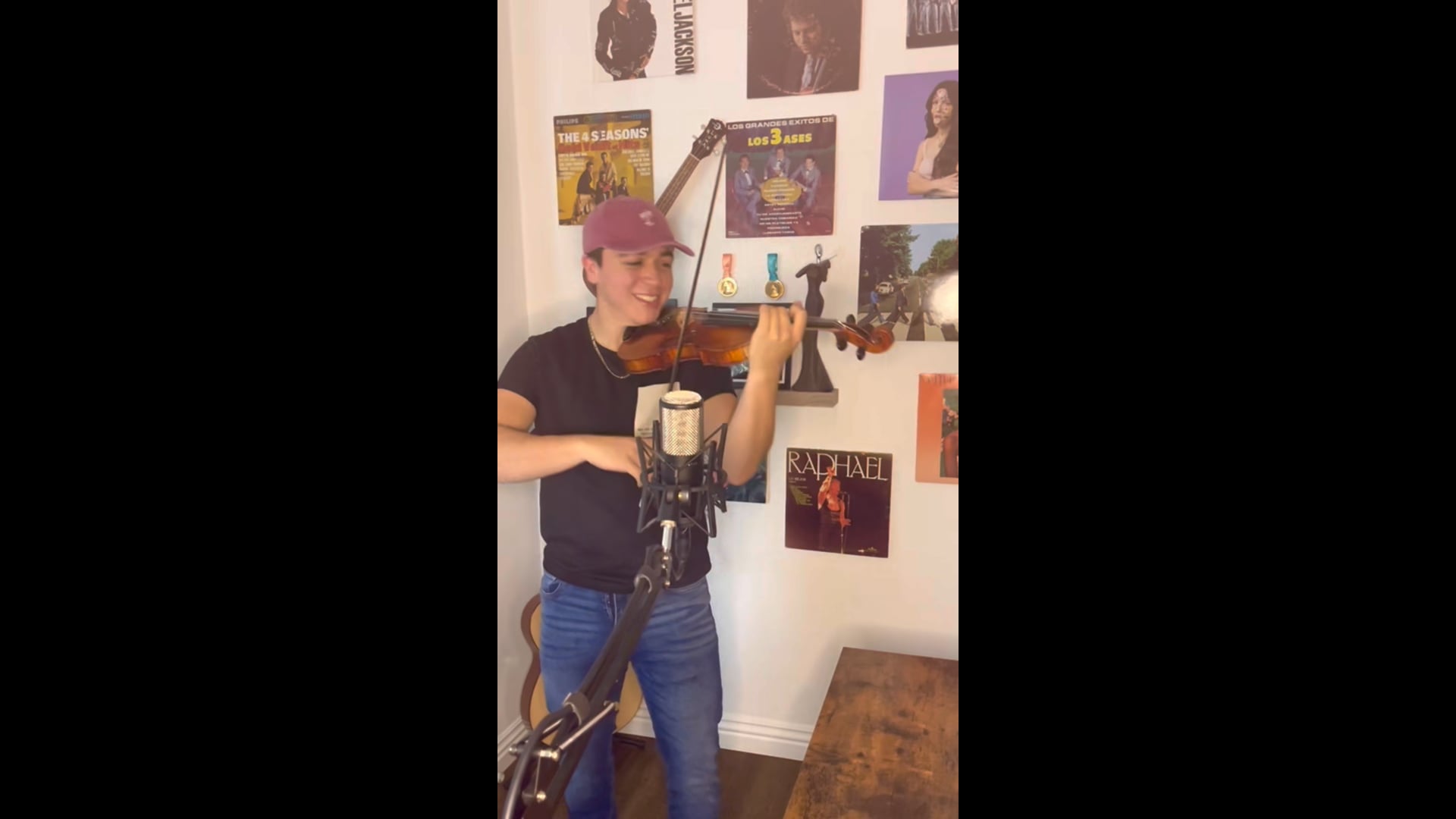 Promotional video thumbnail 1 for Deni Morales