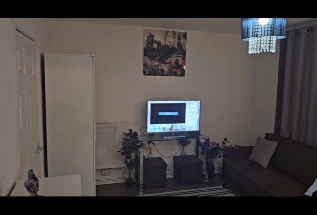 A very decent Studio flat to rent Stockwell Main Photo
