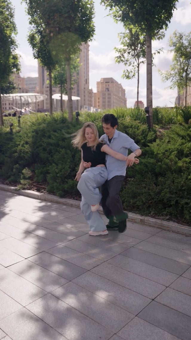 Модный танец Бачата в Москве / Студия парных танцев Ивара