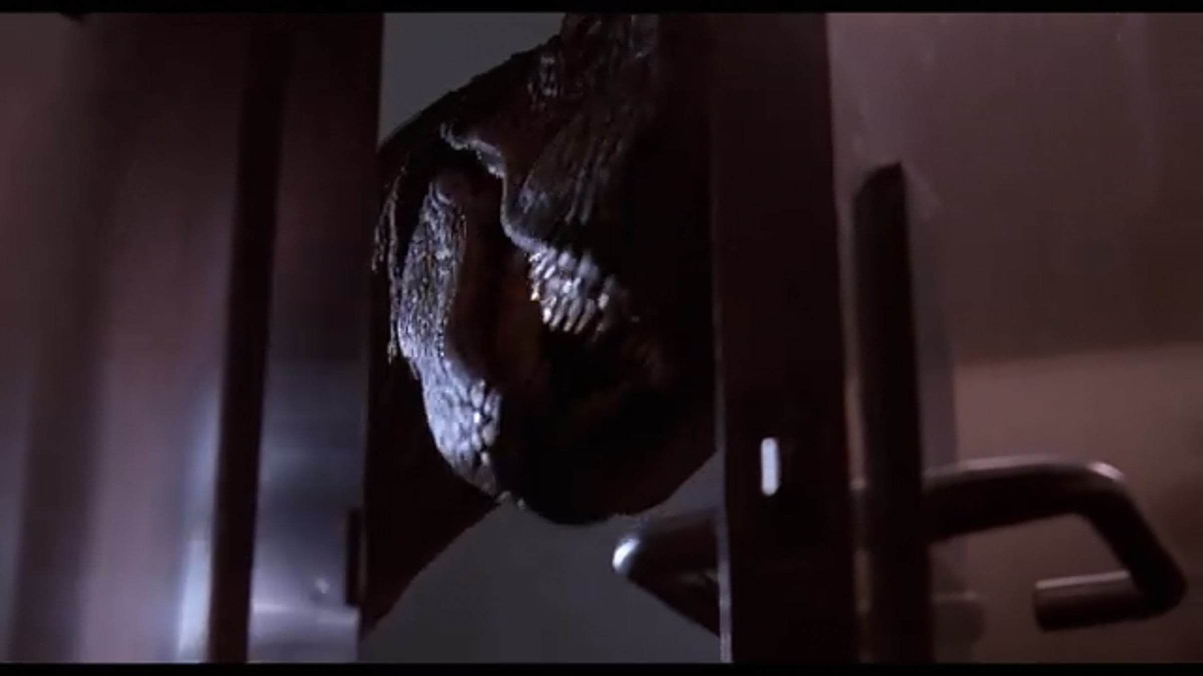 Jurassic Park (1993) - Raptors in the Kitchen Scene _ Movieclips (1).mp4