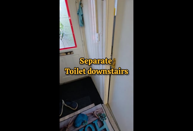  Big and Spacious Room available to rent  Main Photo