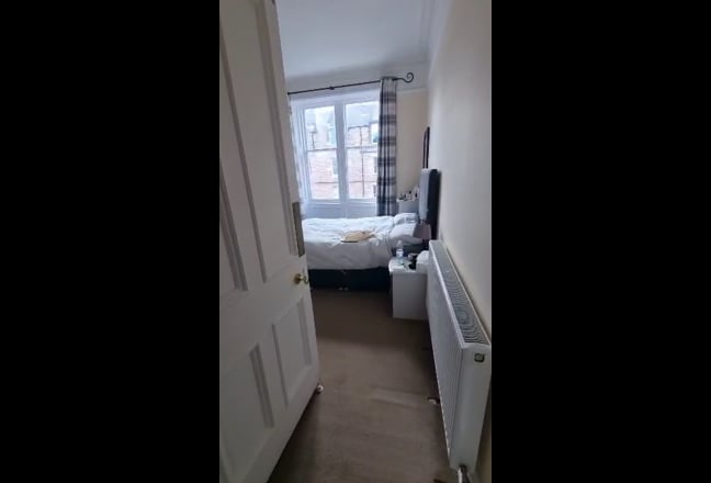 Double room in a student flat in Marchmont Main Photo
