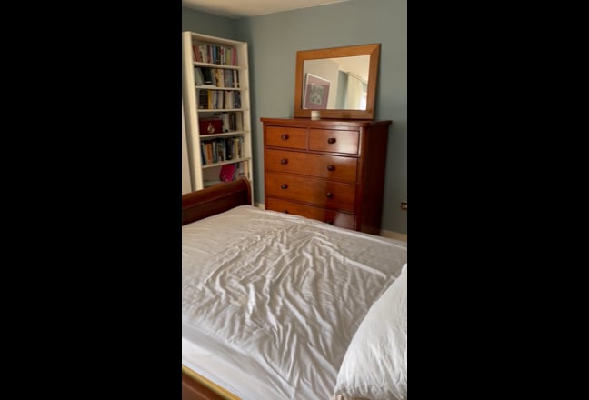 2 Rooms in subpenthouse both en suite Oct 1 Main Photo