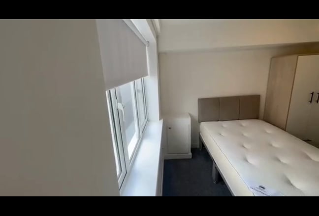 NEW house share,En-suite Room available, bills inc Main Photo
