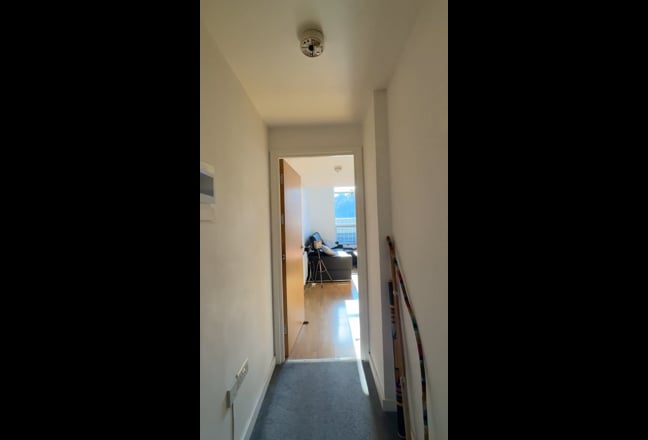 📍 Stratford | Spacious 1-Bed, 2-Bath Flat | WiFi  Main Photo