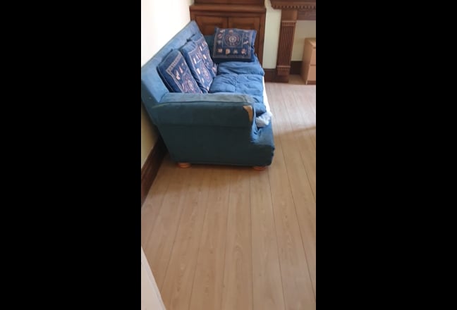 Double room in a shared house  Main Photo