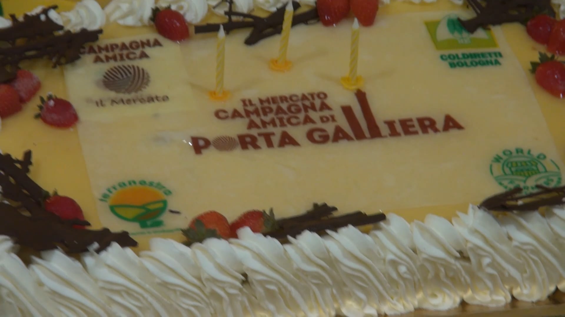 Mercati contadini: riapre quello di Coldiretti nel centro di Bologna