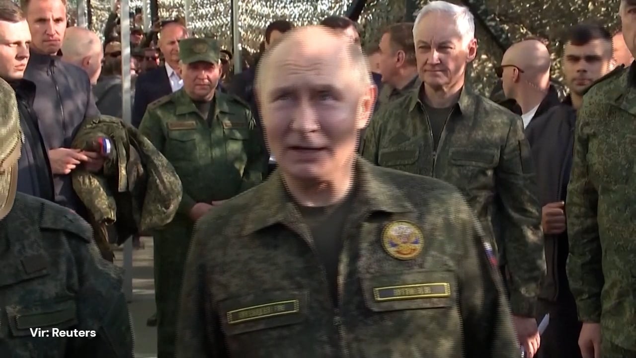 Danes vojaško uniformo oblekel tudi Putin #foto